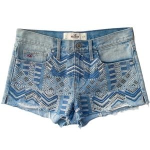 Hollister Boho Embellished Light Wash Denim Shorts Size 3
